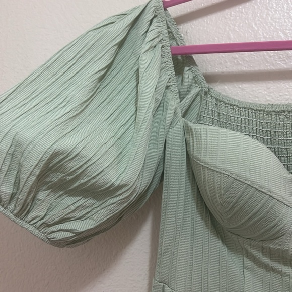 Light green boho dress in size large - Picture 5 of 9